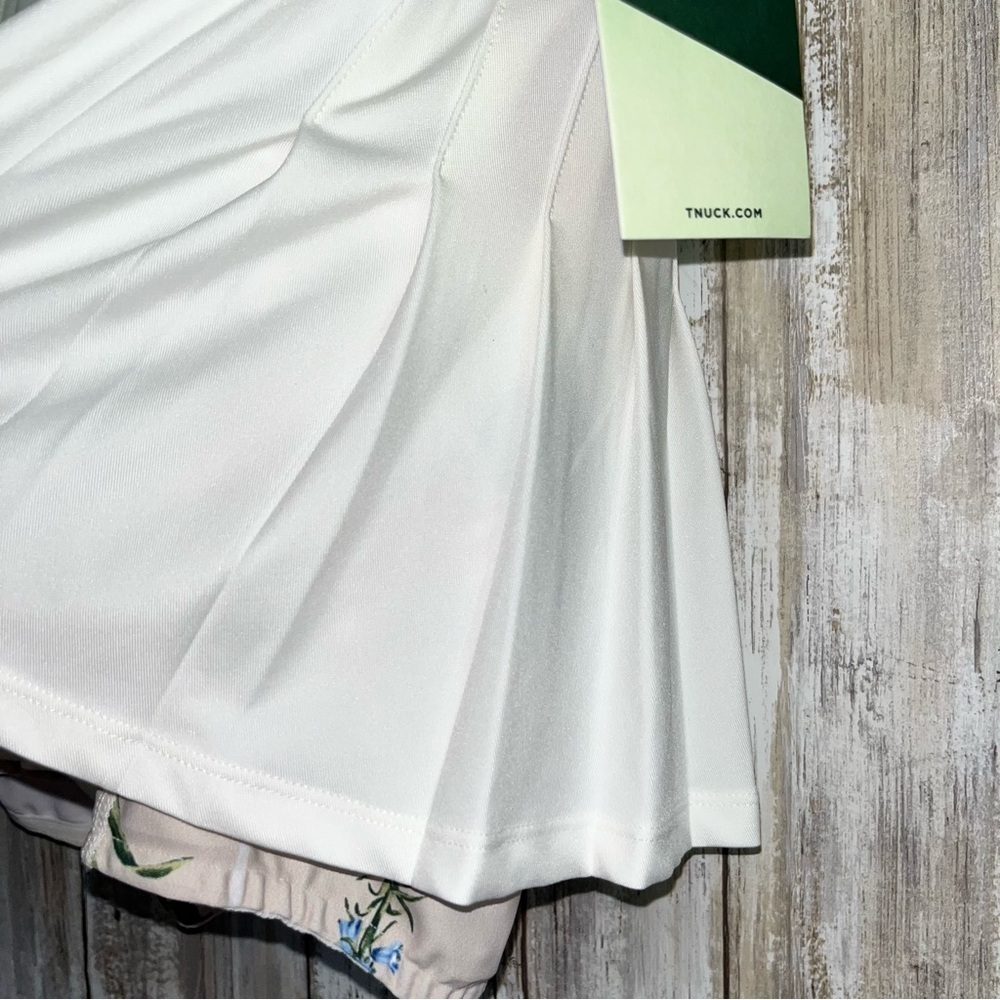 NWT Tuckernuck Fresh Buds Pleated Tennis Skort - Picture 6 of 12